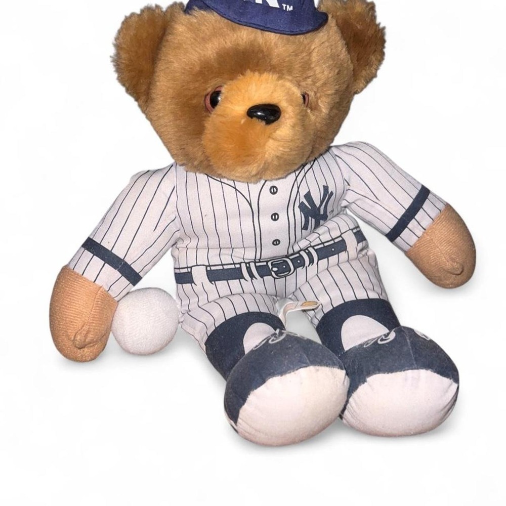 Collectible New York Yankees Genuine Mechandise MLBP 1999 Good Stuff Teddy Bear